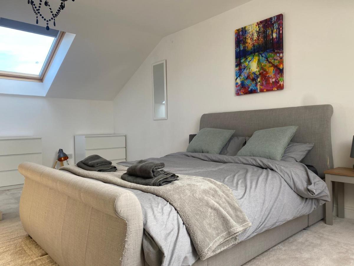 The Duplex Nairn- Spacious 3 Bedroom With Sunny Balcony Appartement Nairn