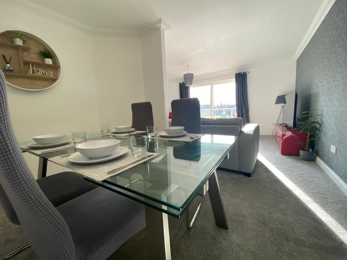 The Duplex Nairn- Spacious 3 Bedroom With Sunny Balcony Appartement Nairn