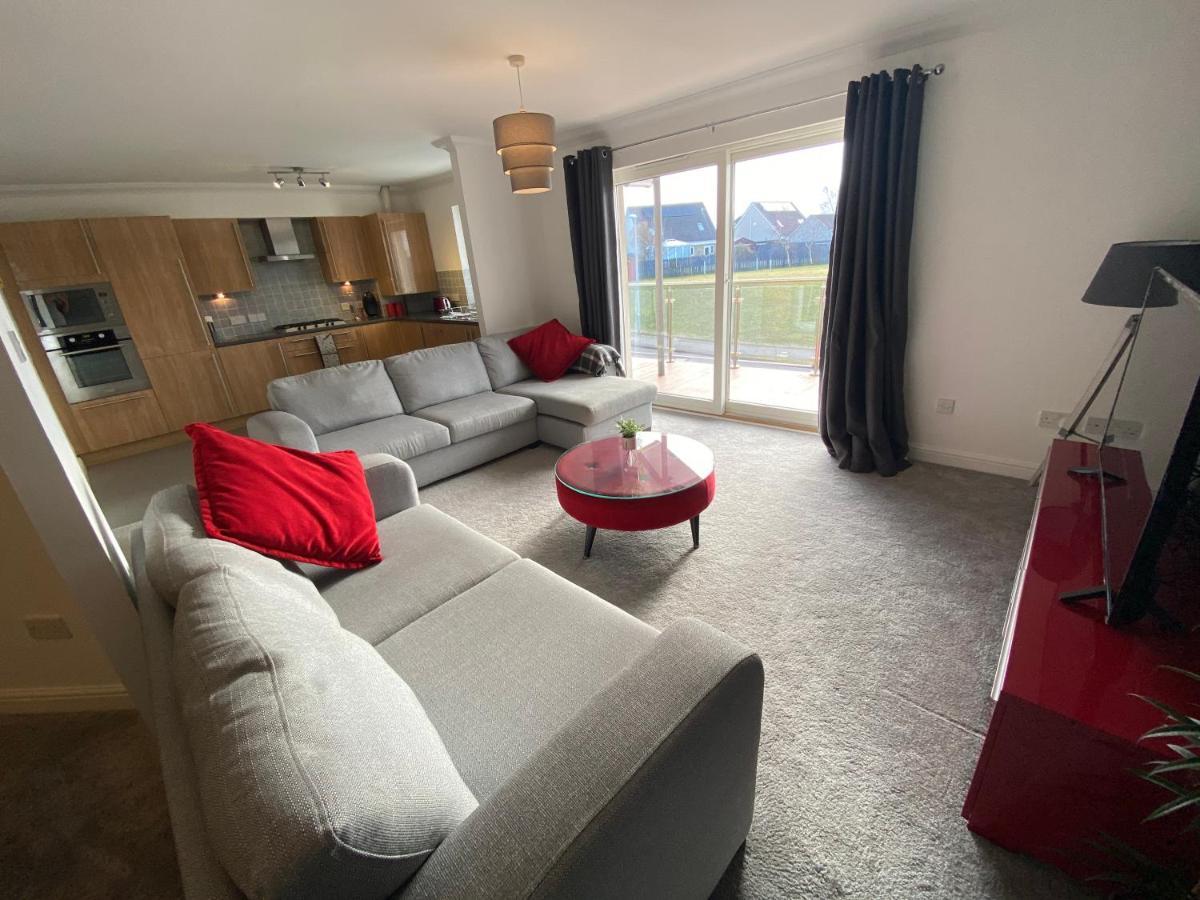 The Duplex Nairn- Spacious 3 Bedroom With Sunny Balcony